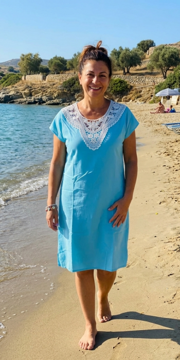 Μίντι καλοκαιρινό φόρεμα σε γαλάζιο χρώμα