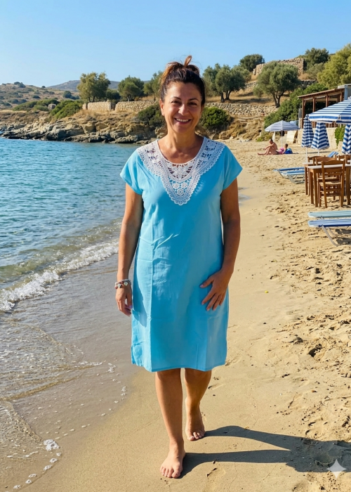Μίντι καλοκαιρινό φόρεμα σε γαλάζιο χρώμα Μίντι καλοκαιρινό φόρεμα σε γαλάζιο χρώμα