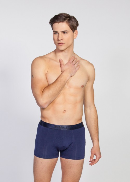 Med μπλε boxer
