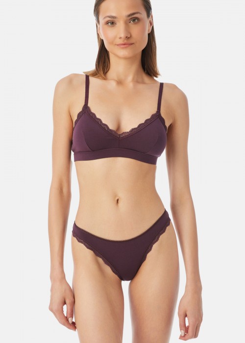 Fimelle Elegance Bralette με αποσπώμενη ενίσχυση σε μωβ μελιτζανί χρώμα Fimelle Elegance Bralette με αποσπώμενη ενίσχυση σε μωβ μελιτζανί χρώμα